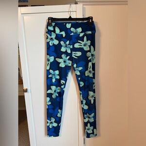 Luloroe Women’s Floral Blue Leggings